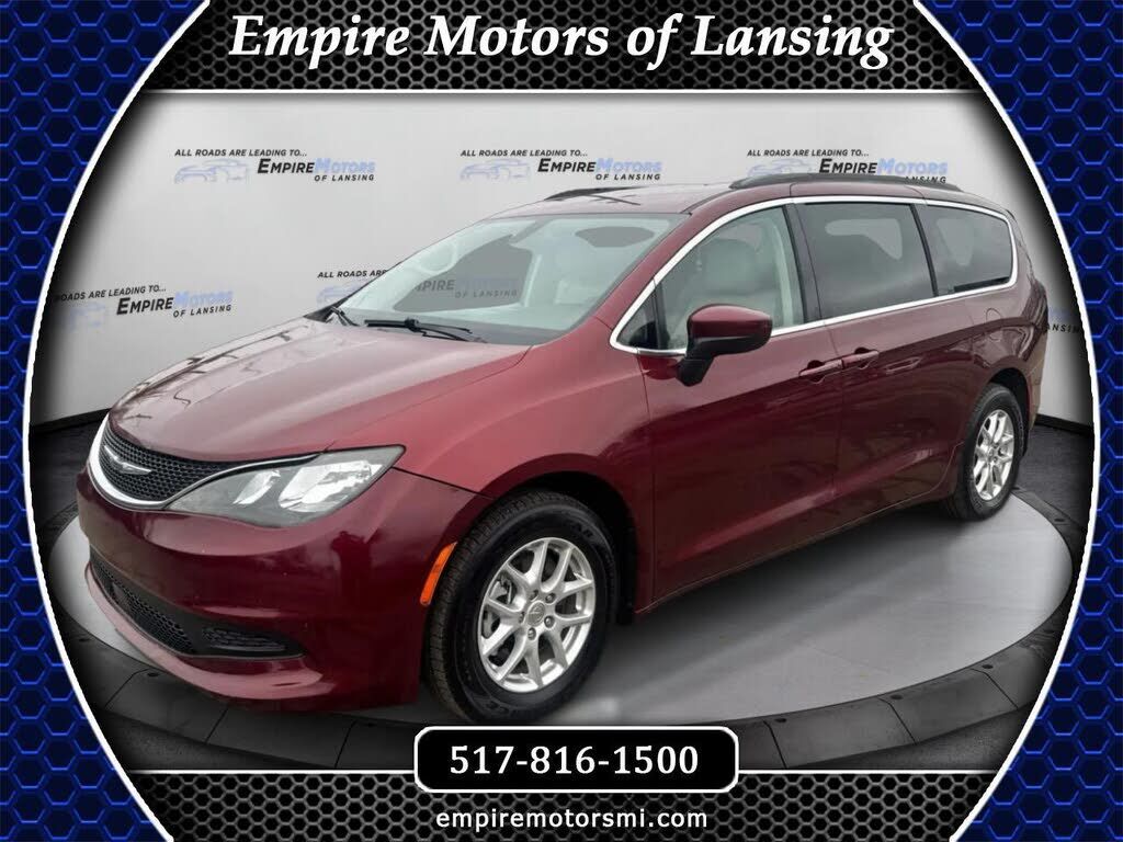 2021 CHRYSLER Voyager