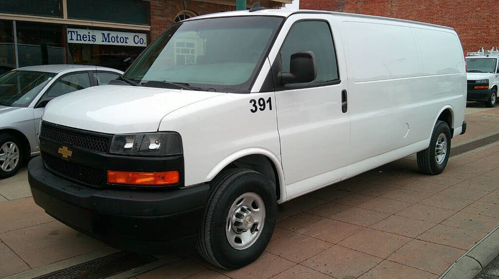 2021 CHEVROLET Express