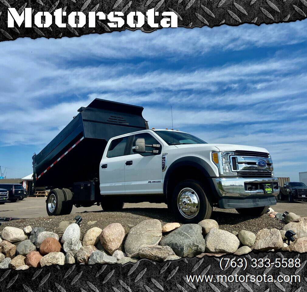 2017 FORD F-550