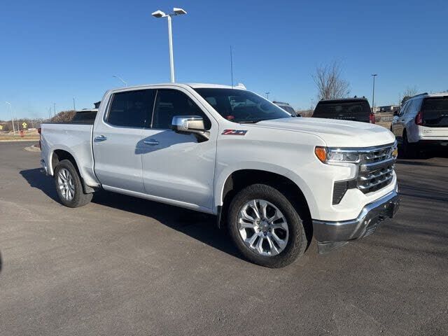 2024 CHEVROLET Silverado