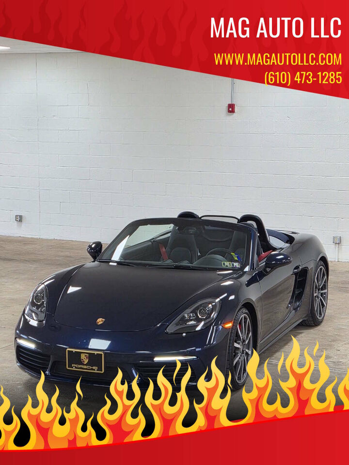 2017 PORSCHE Boxster