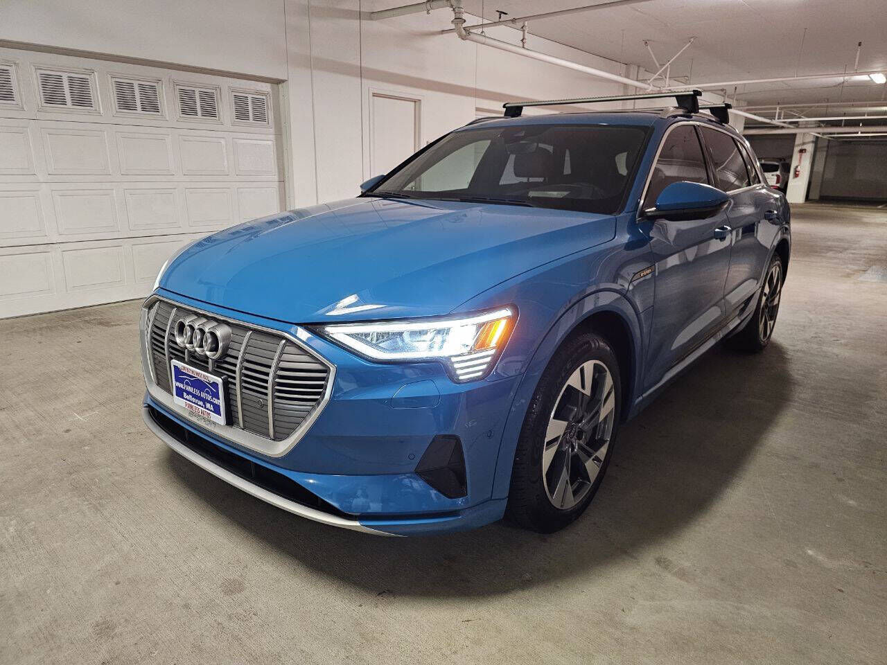 2019 AUDI e-tron