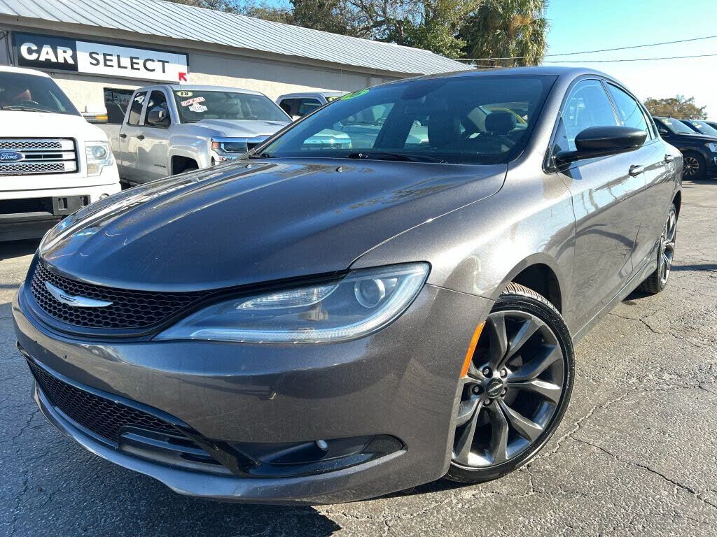 2016 CHRYSLER 200