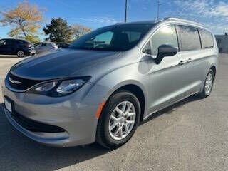 2020 CHRYSLER Voyager