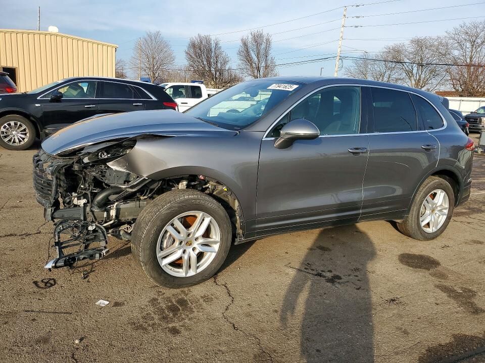 2017 PORSCHE Cayenne