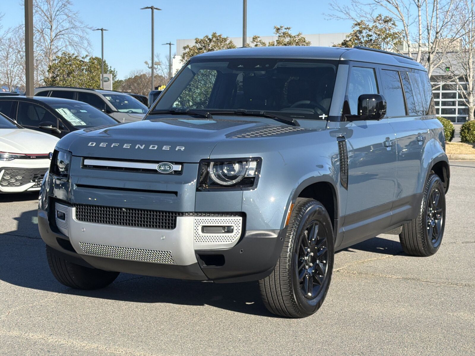 2025 LAND ROVER Defender