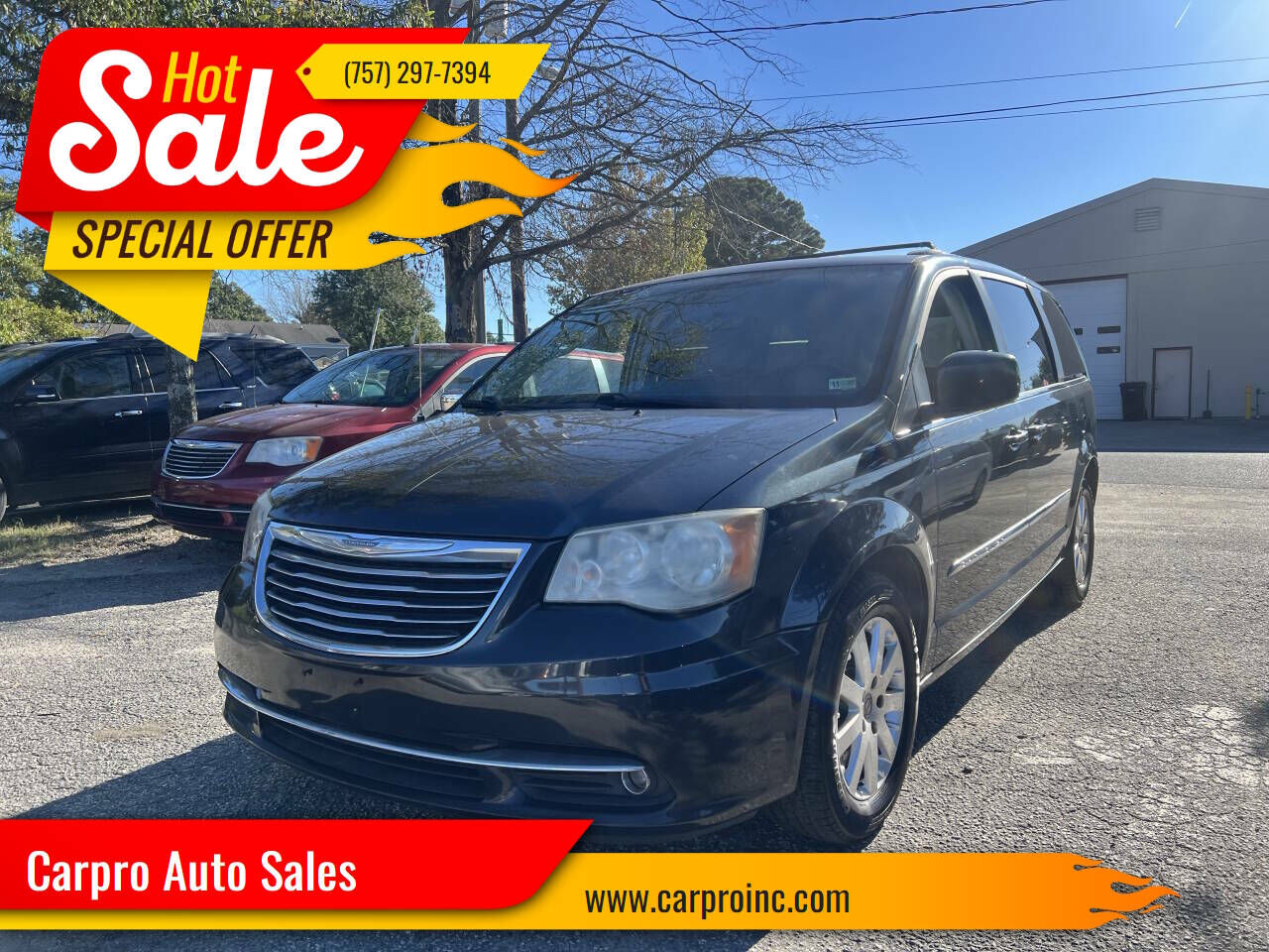 2013 CHRYSLER Town and Country