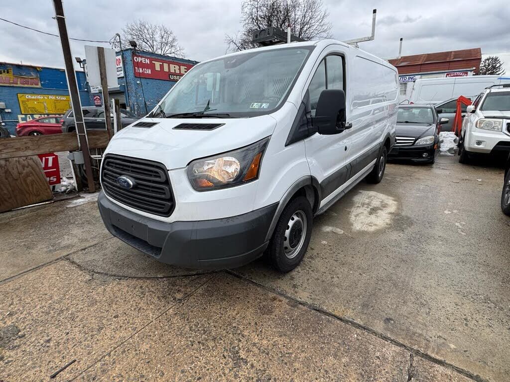 2017 FORD Transit
