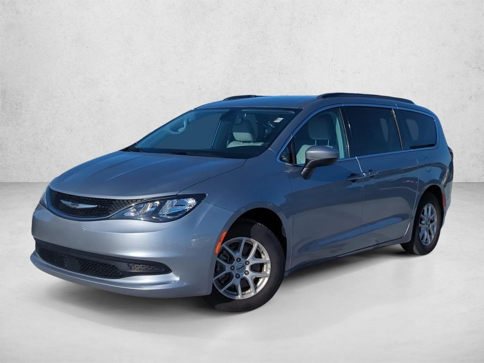 2021 CHRYSLER Voyager