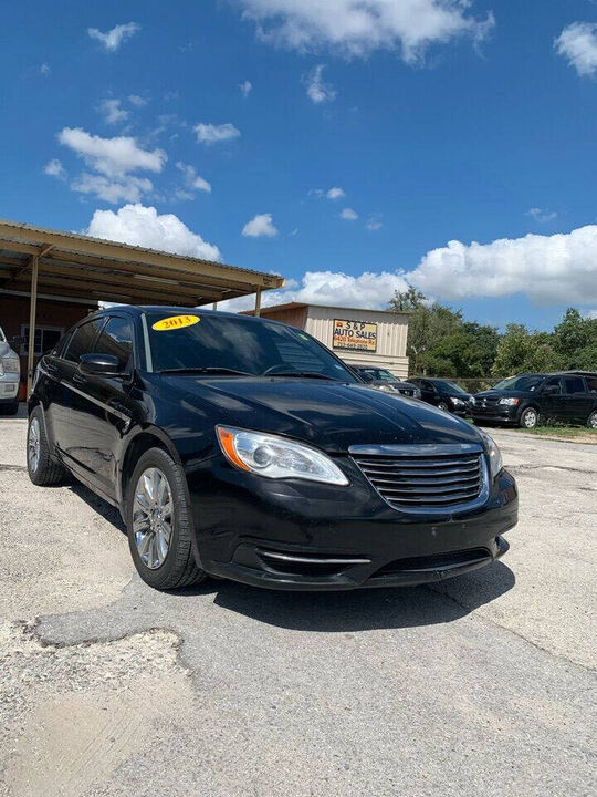 2013 CHRYSLER 200