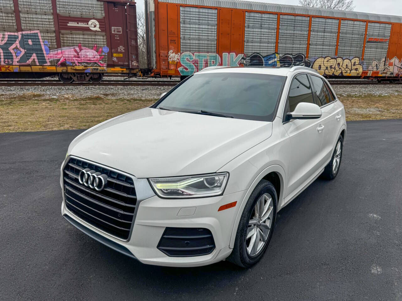 2016 AUDI Q3