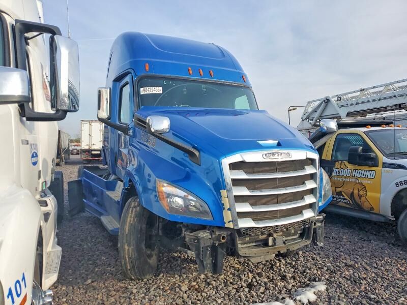 2019 FREIGHTLINER New Cascadia 126" Sleepercab