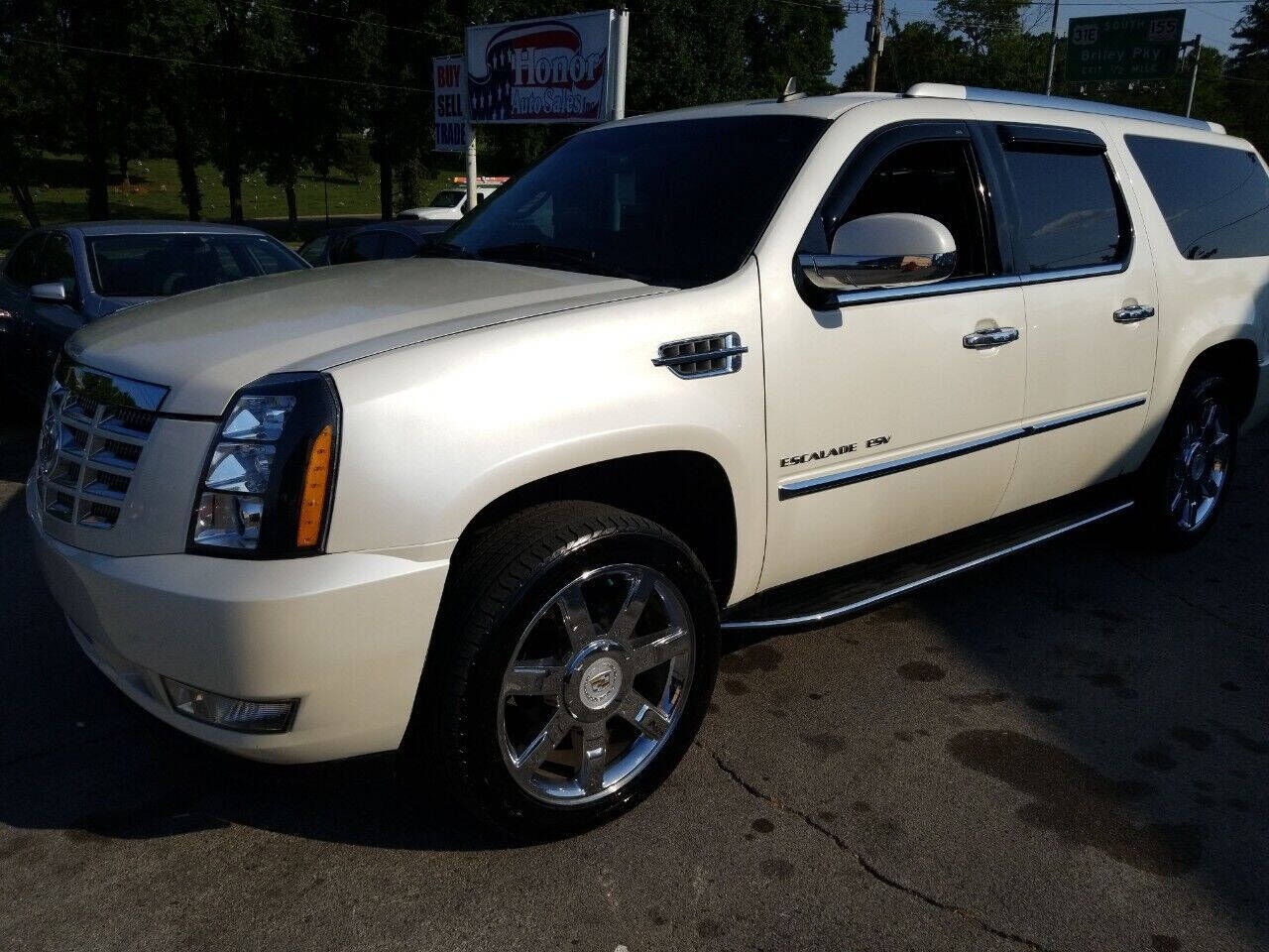 2010 CADILLAC Escalade