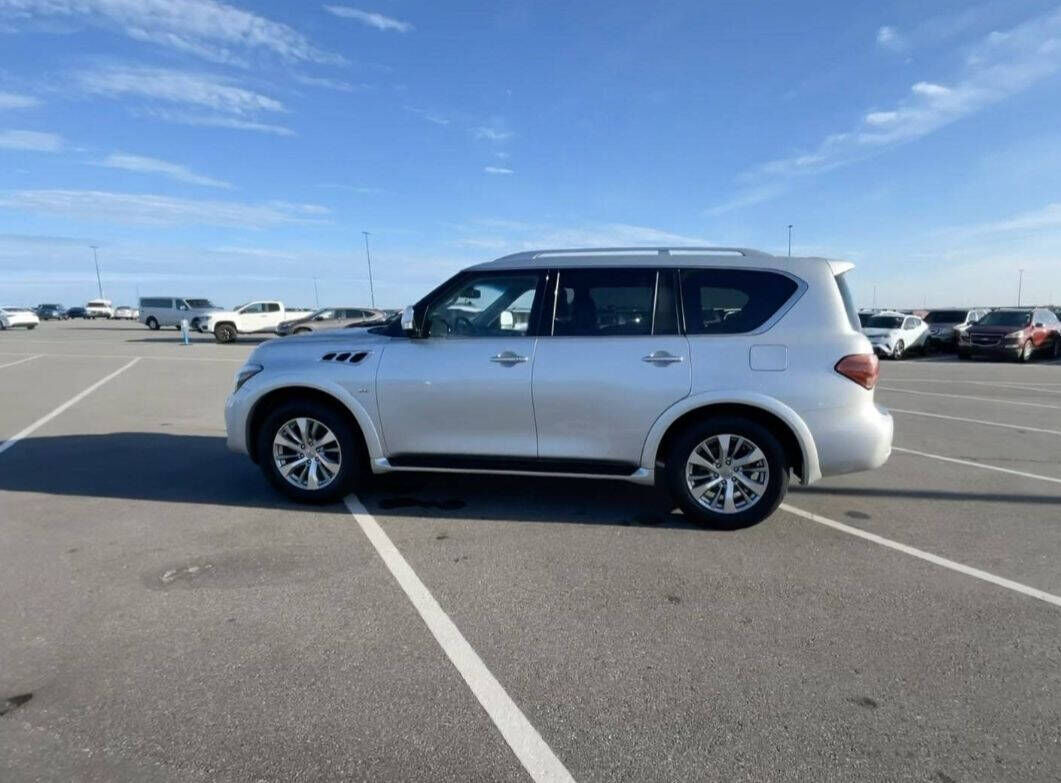 2016 INFINITI QX80