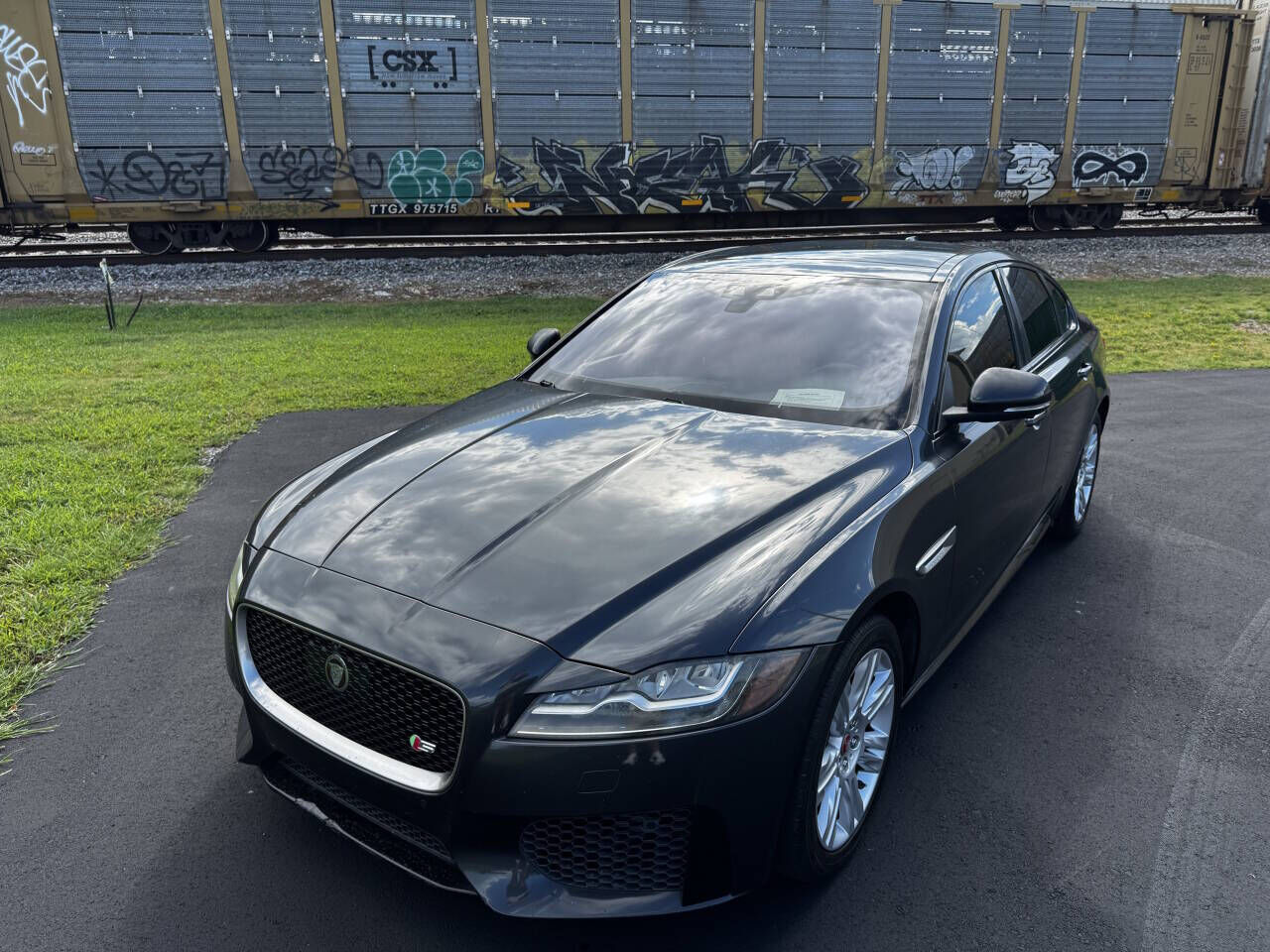 2016 JAGUAR XF