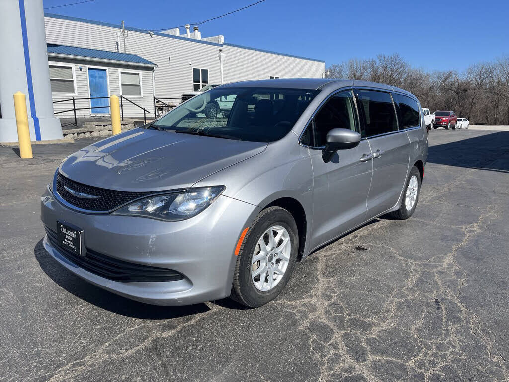 2017 CHRYSLER Pacifica