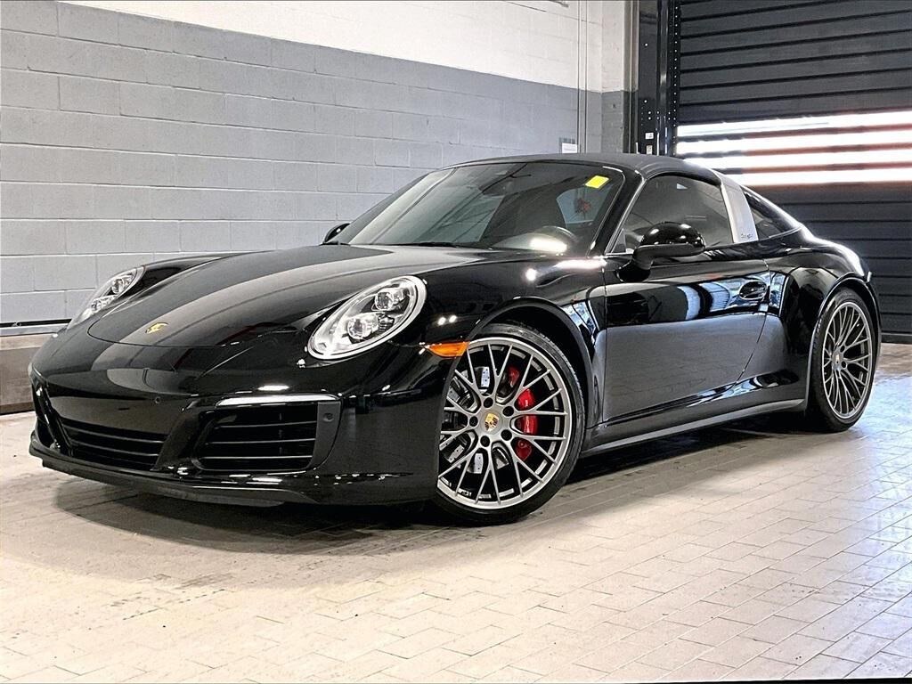 2017 PORSCHE 911