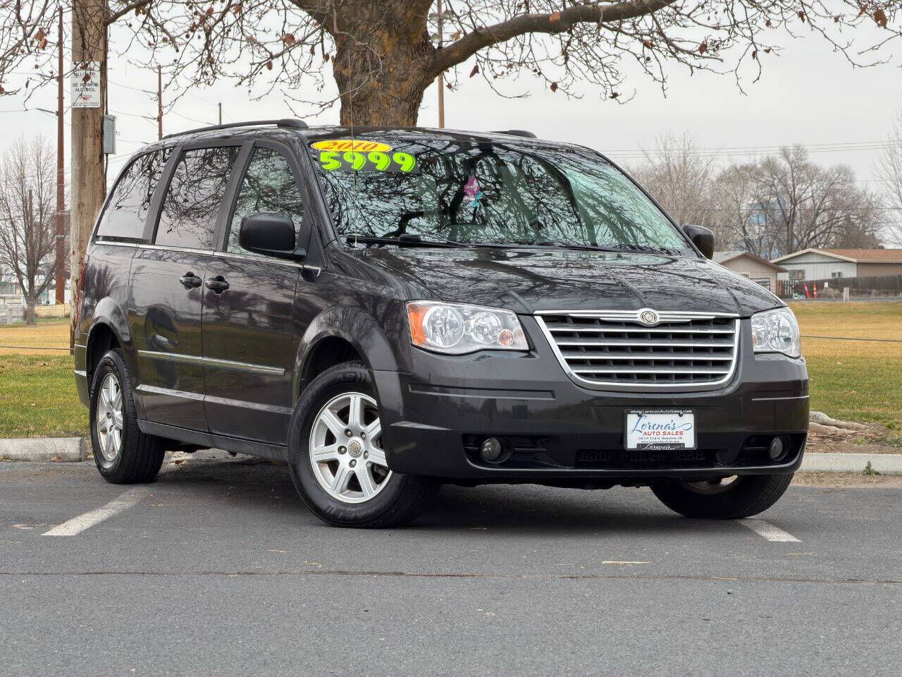 2010 CHRYSLER Town and Country