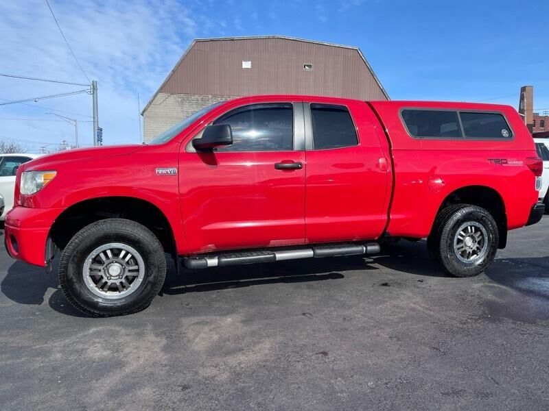 2012 TOYOTA Tundra