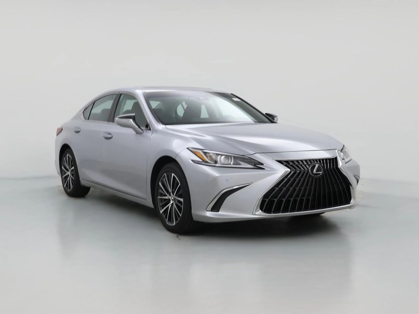 2025 LEXUS ES