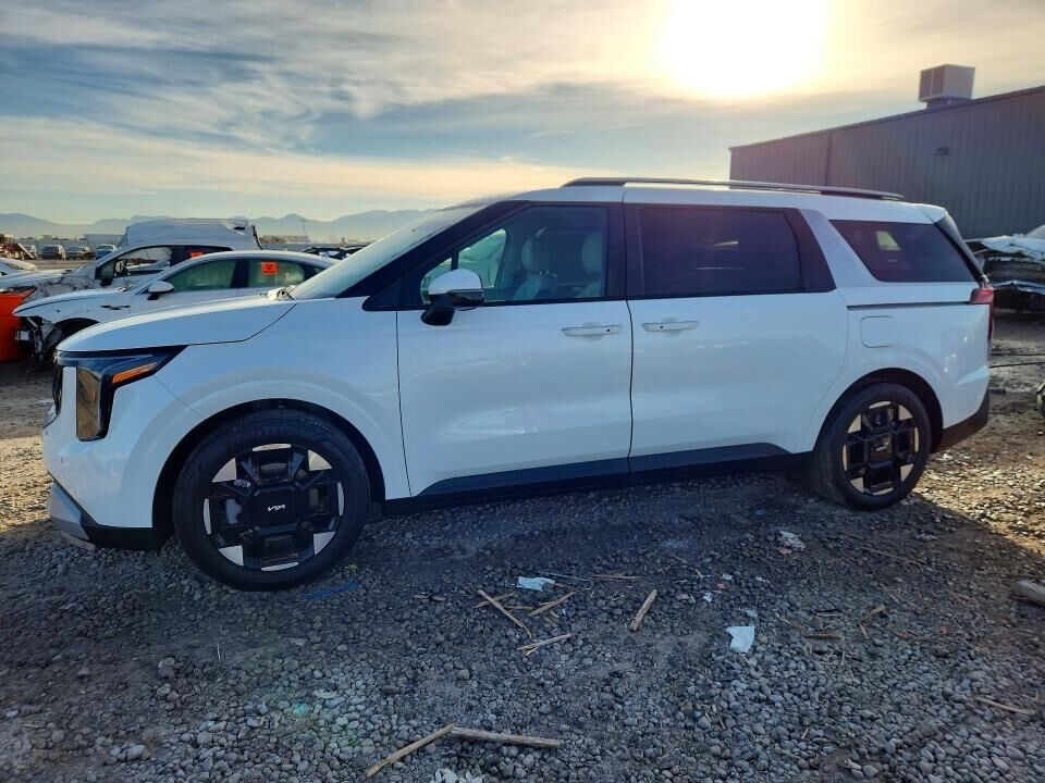 2025 KIA Carnival