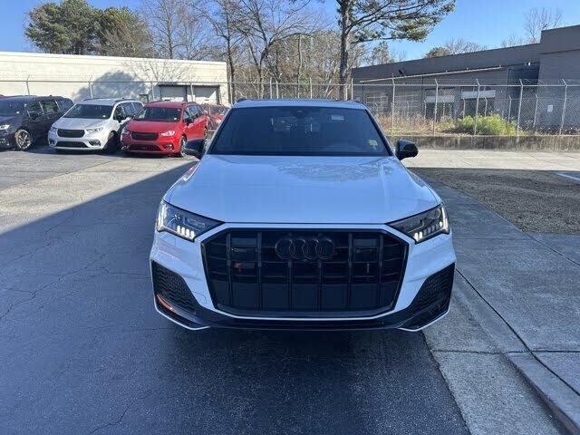 2023 Audi SQ7