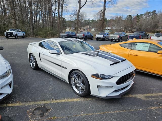 2020 FORD Mustang