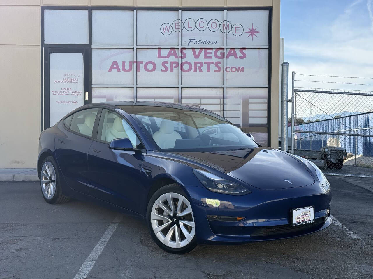 2023 TESLA Model 3