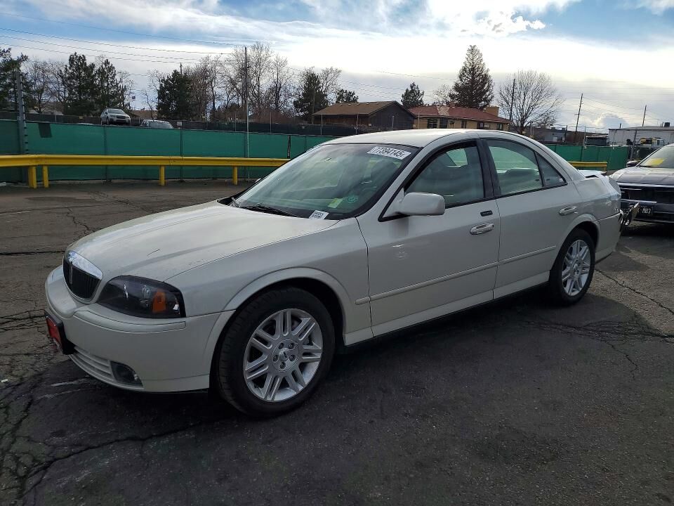 Lincoln LS