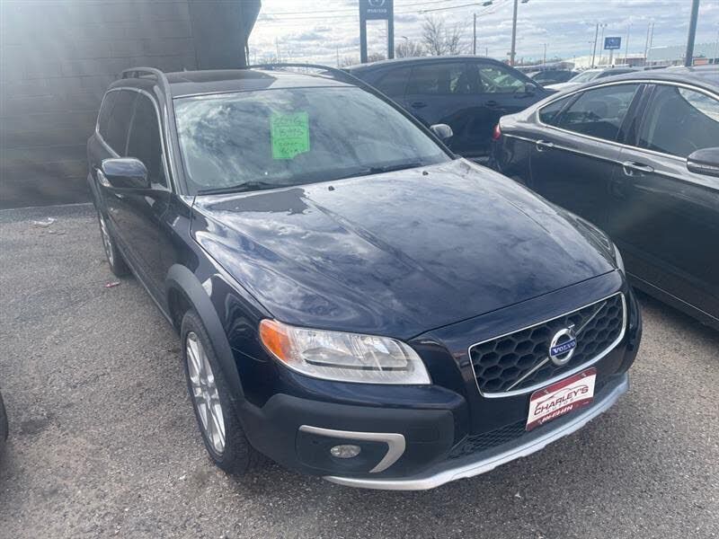 2016 VOLVO XC70