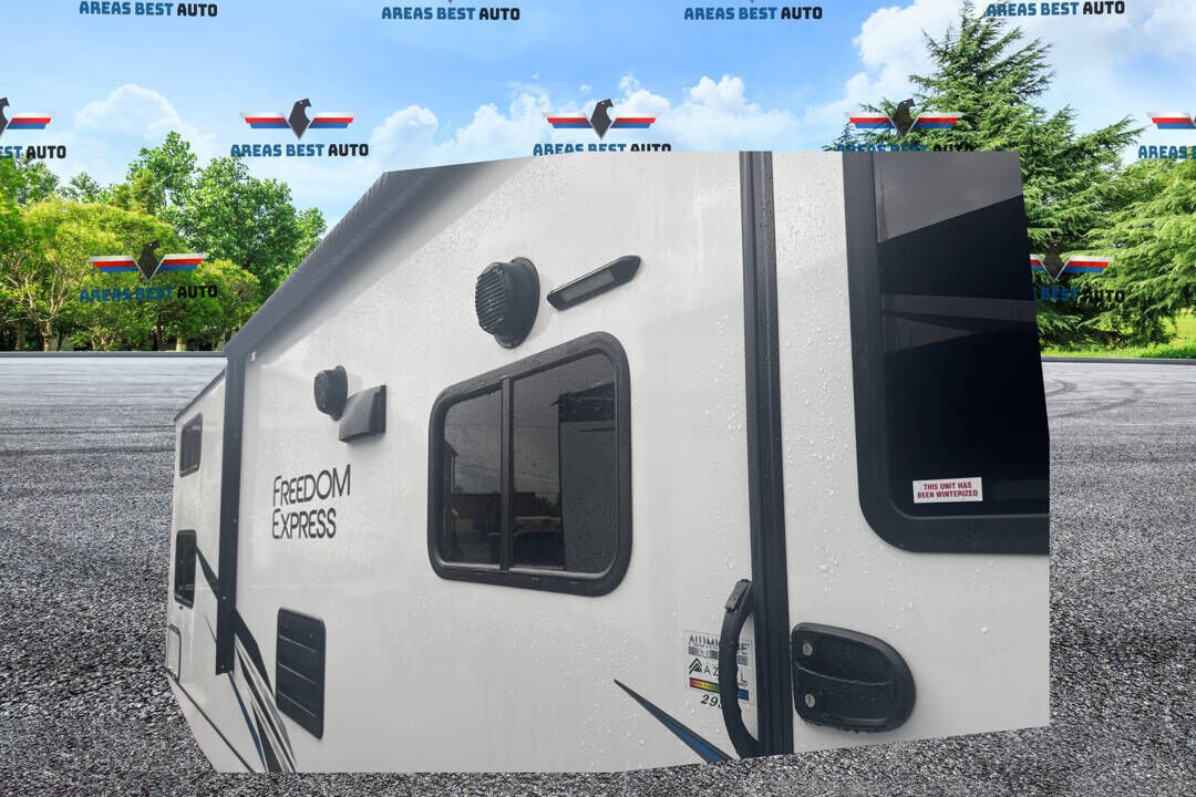 2022 FOREST RIVER Freedom Express