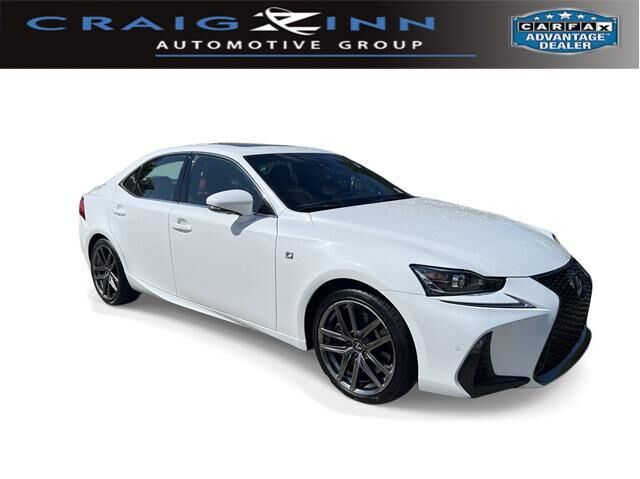 2020 LEXUS IS