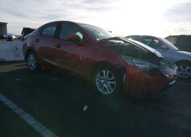 2018 TOYOTA Yaris
