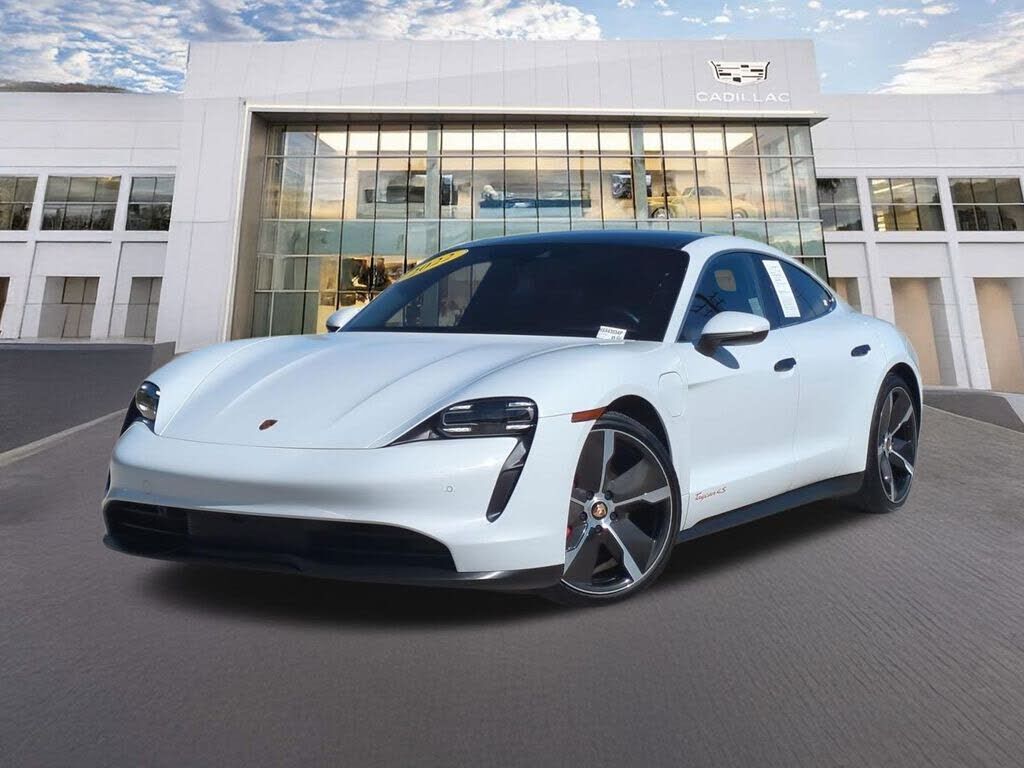 2022 PORSCHE Taycan