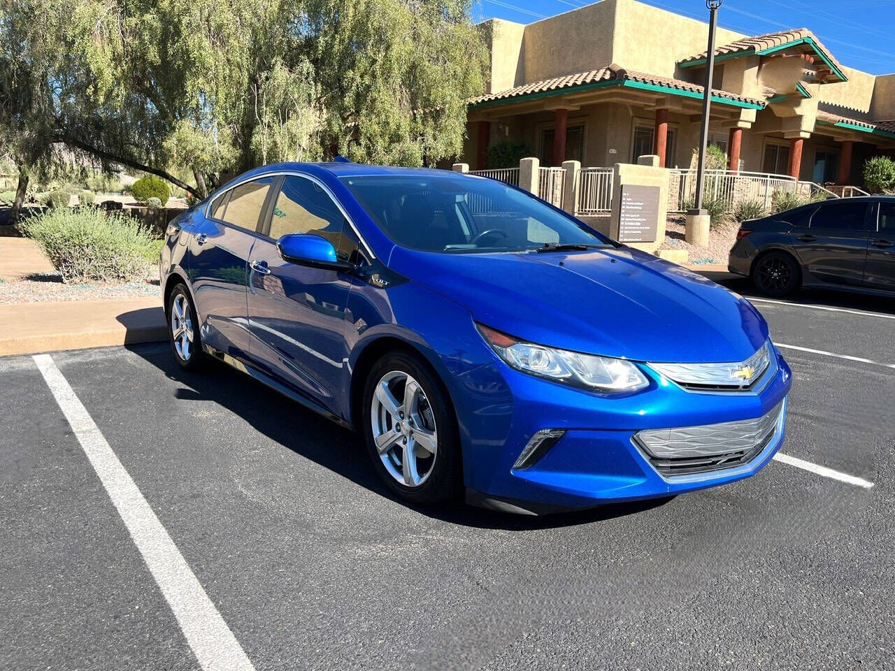 2017 CHEVROLET Volt