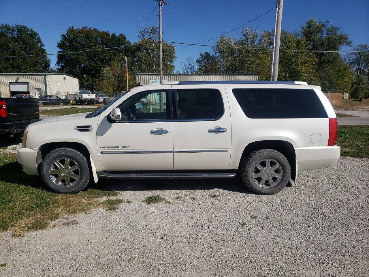 2011 CADILLAC Escalade