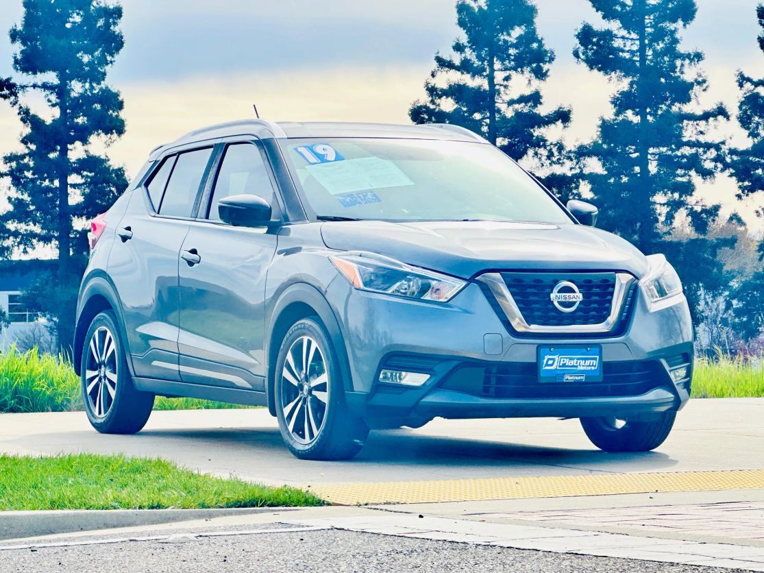 2019 NISSAN Kicks