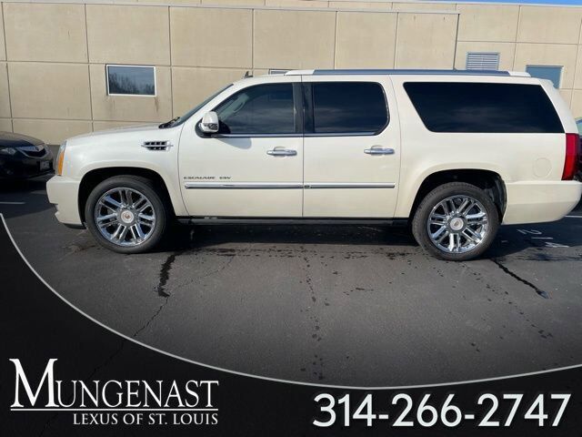 2014 CADILLAC Escalade