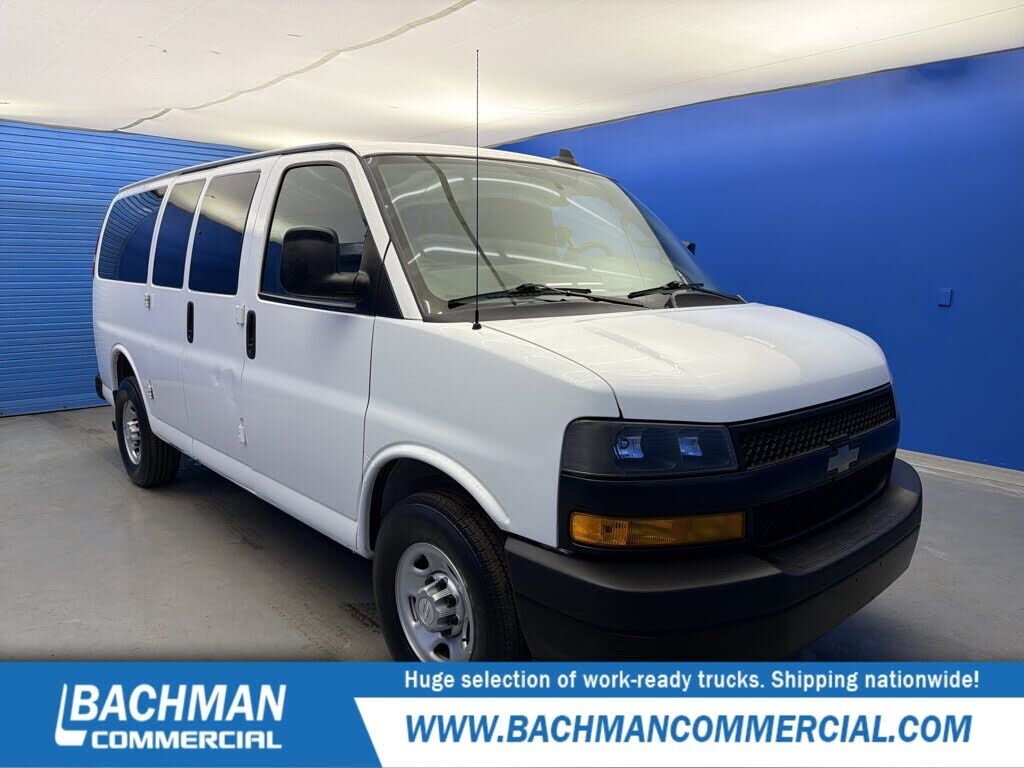 2019 CHEVROLET Express