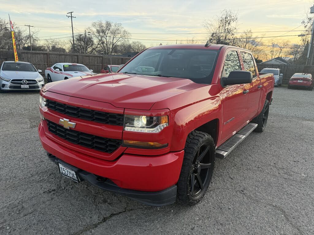 2018 CHEVROLET Silverado