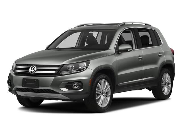 2017 VOLKSWAGEN Tiguan