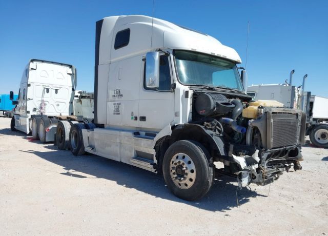 2019 VOLVO TRUCK VNL