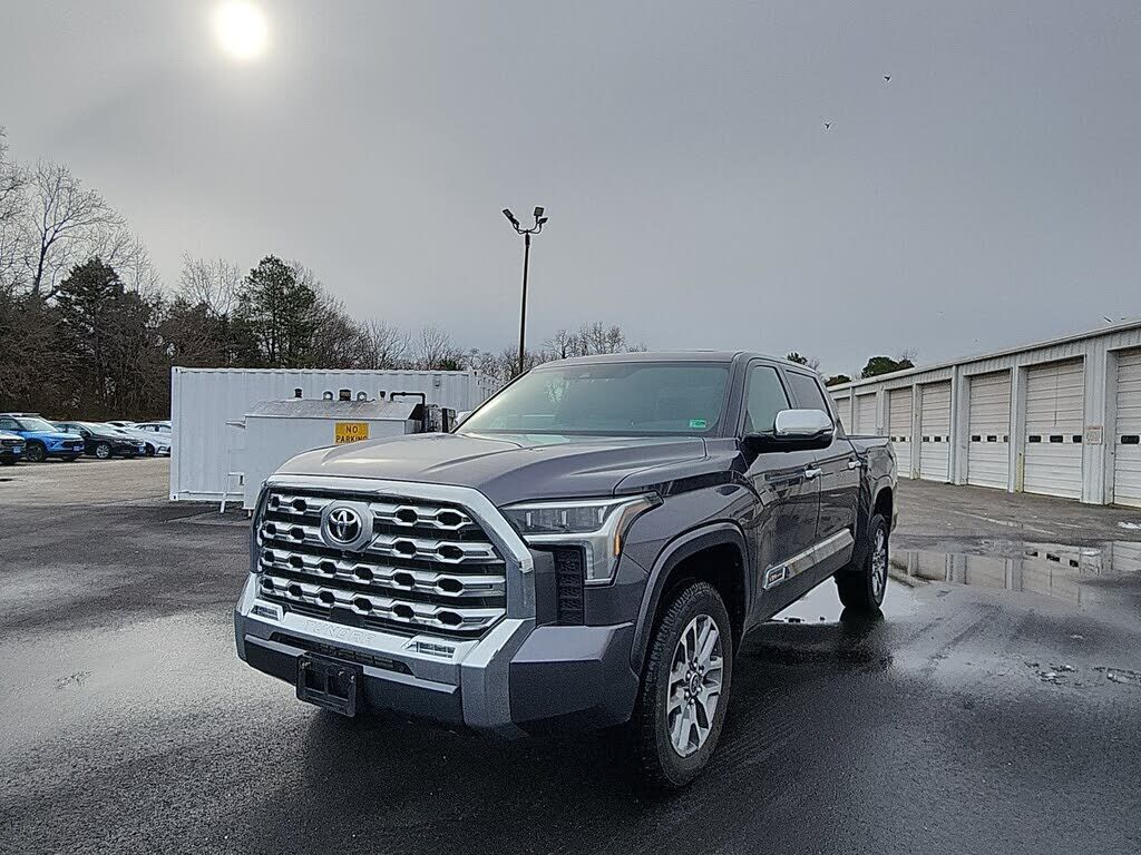 2023 TOYOTA Tundra