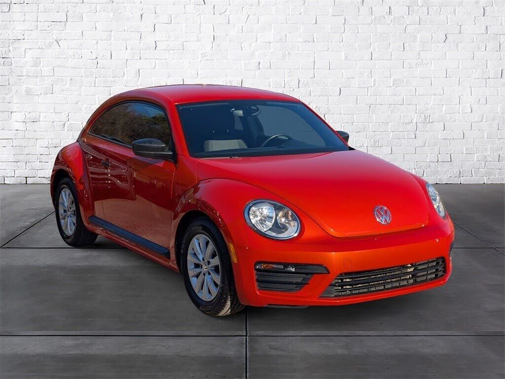 2017 VOLKSWAGEN Beetle