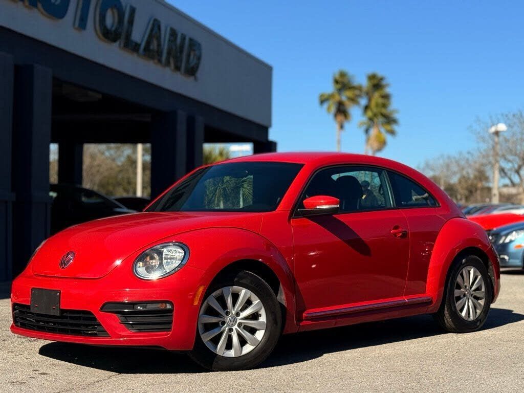 2019 VOLKSWAGEN Beetle