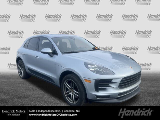2019 PORSCHE Macan