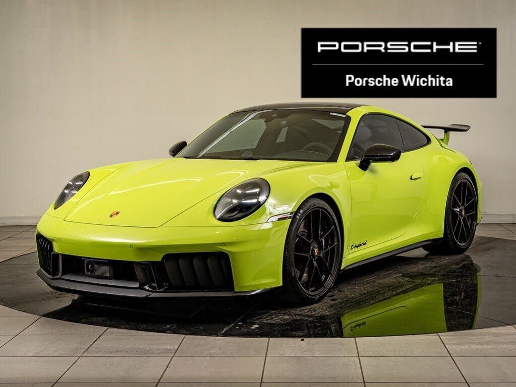 2025 PORSCHE 911