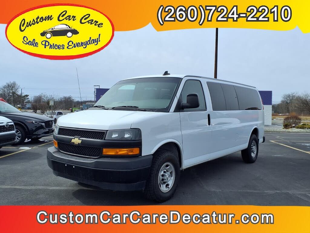 2022 CHEVROLET Express
