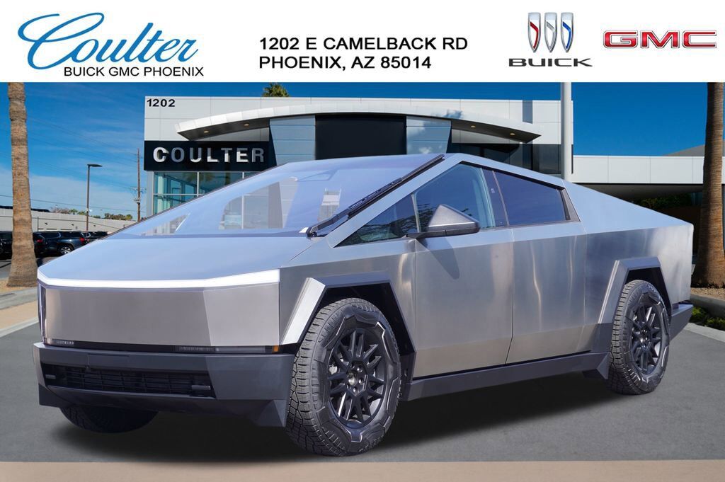 2025 TESLA Cybertruck