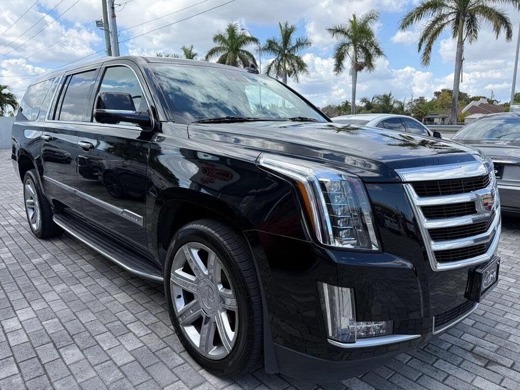2020 CADILLAC Escalade ESV